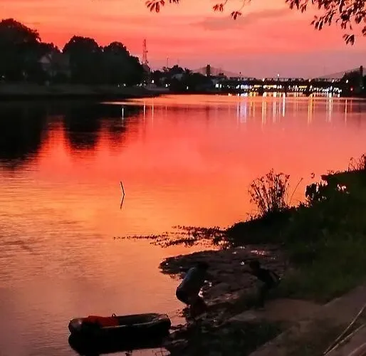 วันหยุดที่บ้าน Kaitoon's River House