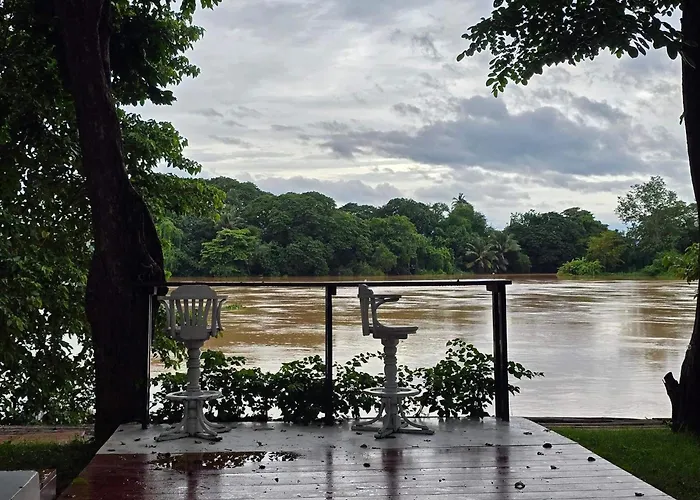 Kaitoon's River House * Ban Khlong Thai Muang