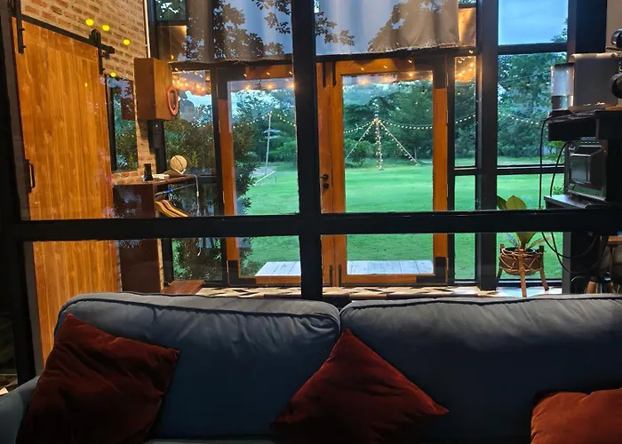 วันหยุดที่บ้าน Kaitoon's River House