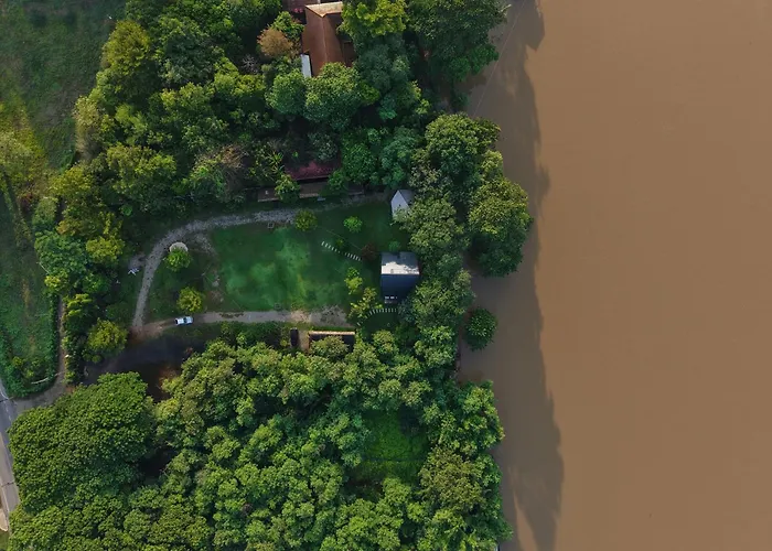 วันหยุดที่บ้าน Kaitoon's River House